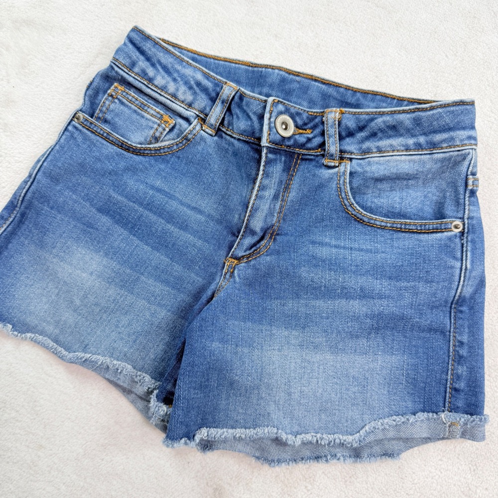 Zara Girls Blue Denim Cut Off Shorts Medium Wash Raw Hem Size 8 Adjustable Waist